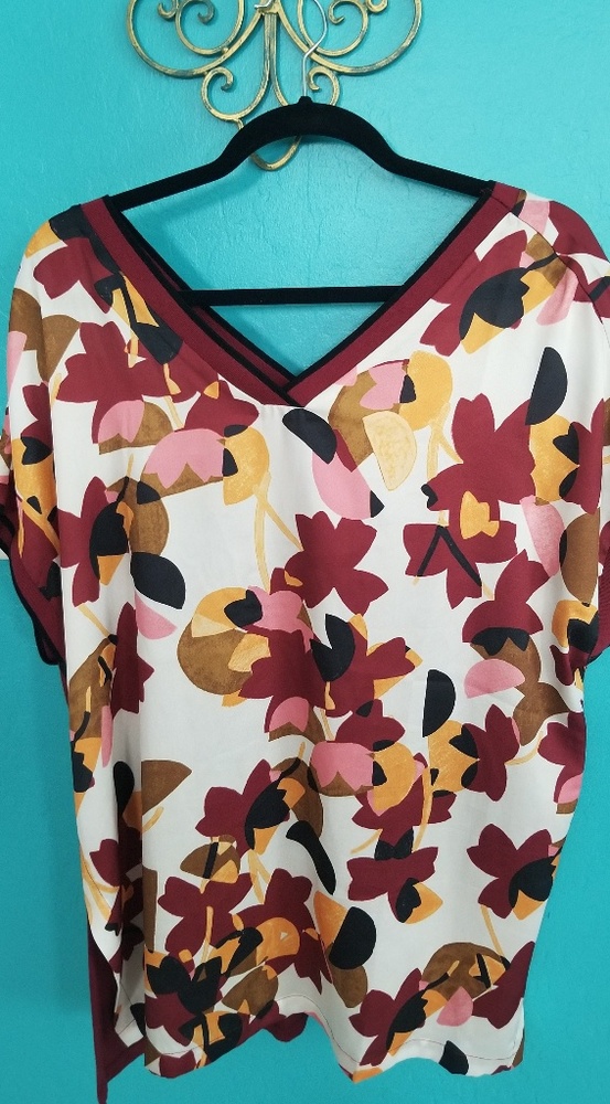 Lane Bryant Floral V Neck Blouse
